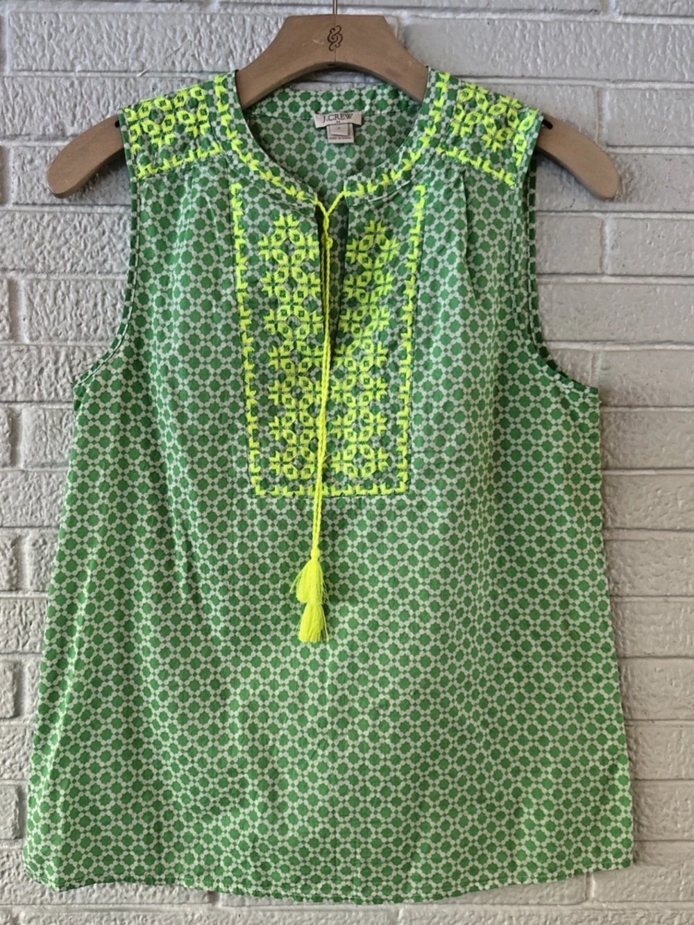 J. Crew Sleeveless Top Green White Geo Print Neon Yellow Embroidery SIZE 4